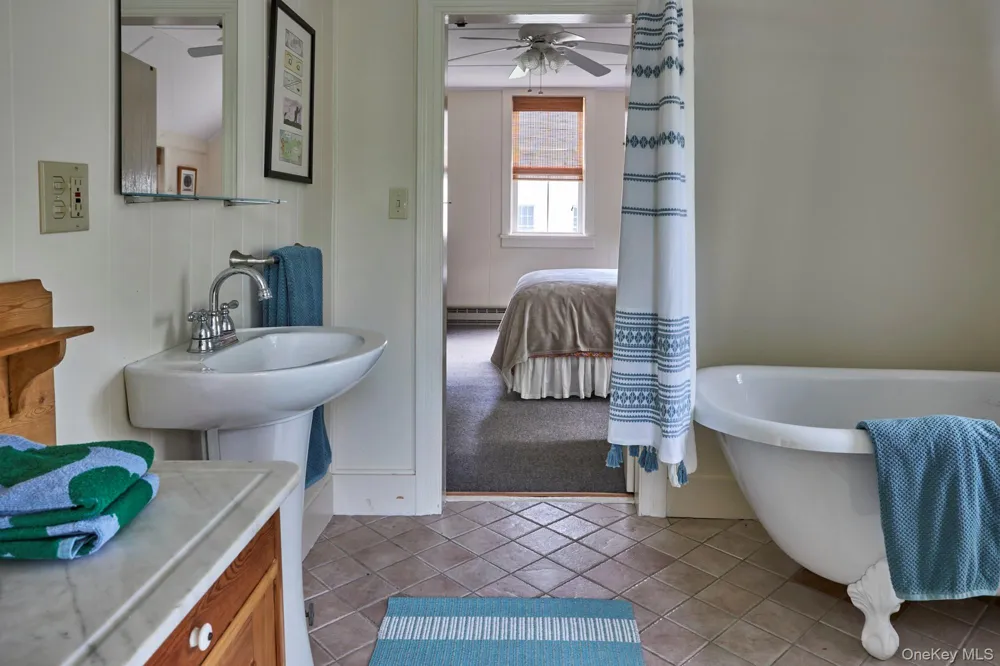 40 Young America Road Germantown, NY 12526