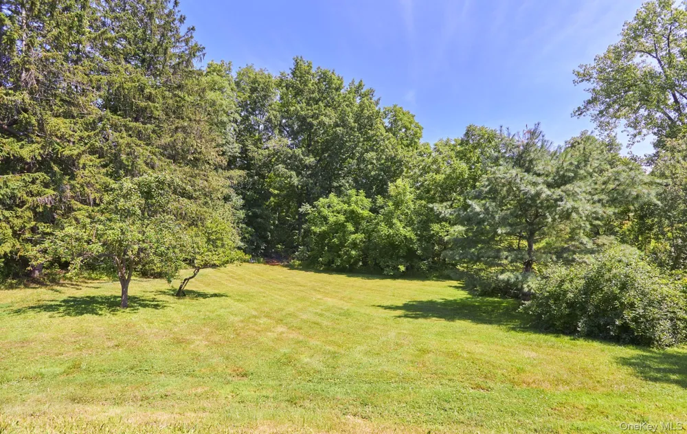 40 Young America Road Germantown, NY 12526