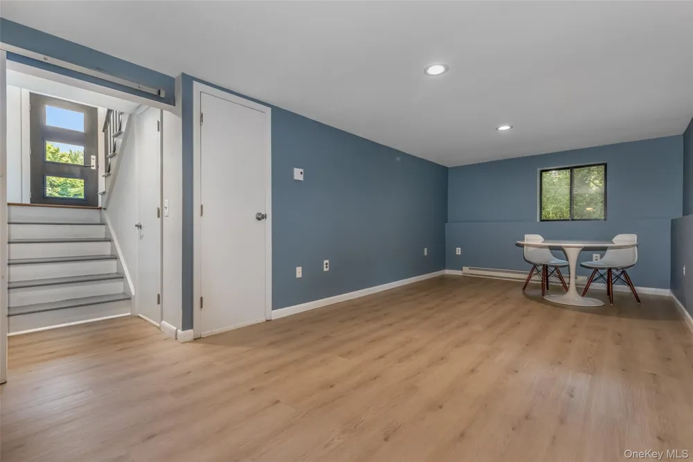 6 Hickory Hill Road New Paltz, NY 12561
