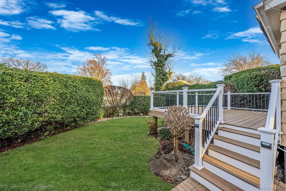 32 Everett Lynbrook, NY 11563