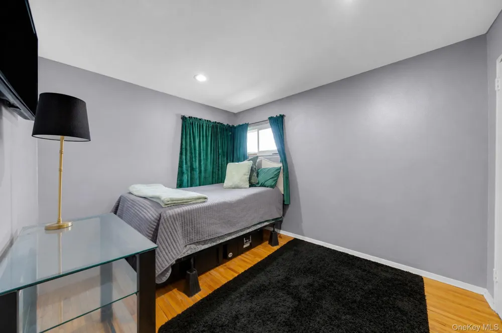 336 W 23rd Street Deer Park, NY 11729