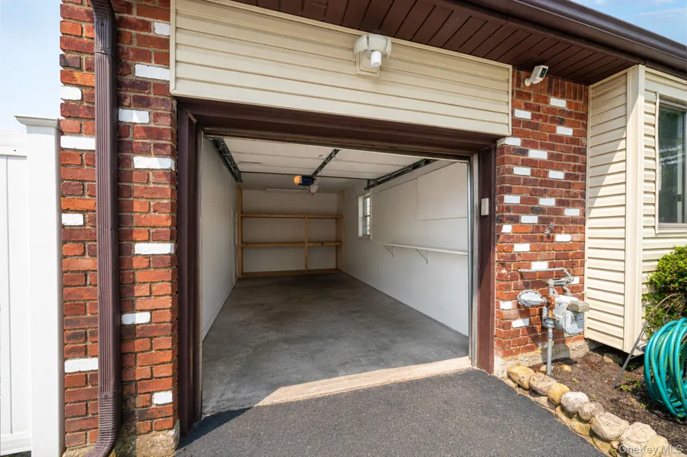 336 W 23rd Street Deer Park, NY 11729