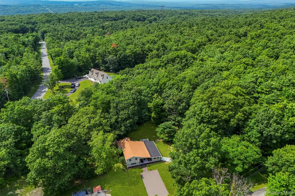 103 High Hill Road Athens, NY 12015