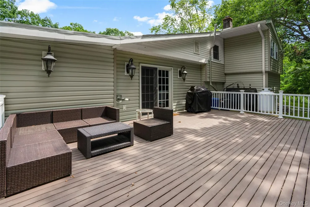 103 High Hill Road Athens, NY 12015