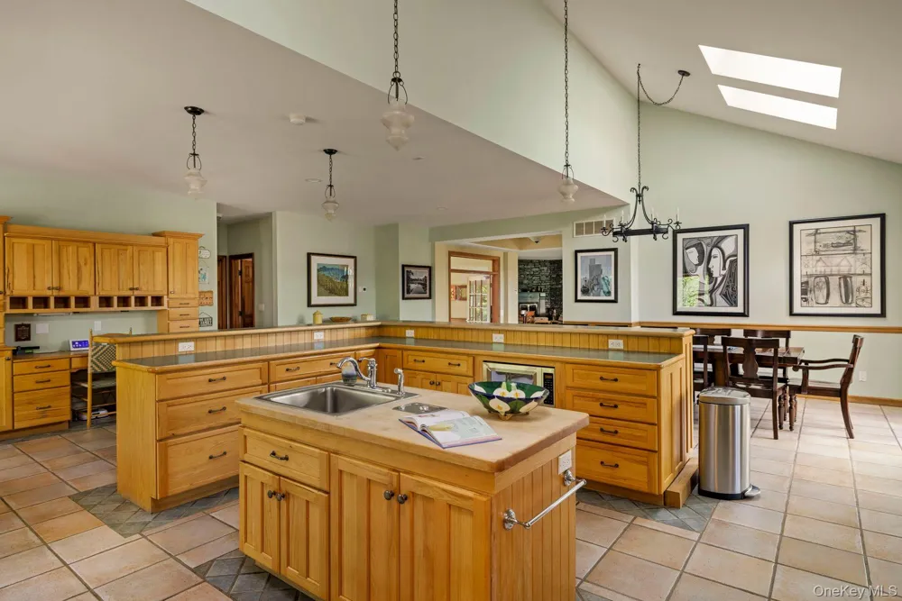 447 Shear Road Saugerties, NY 12477