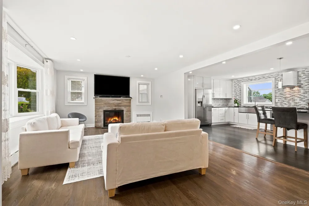 121 Marietta Avenue Hawthorne, NY 10532