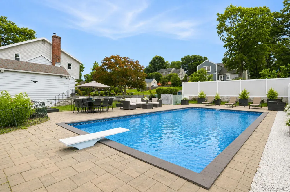 121 Marietta Avenue Hawthorne, NY 10532