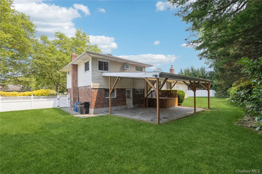 7 Ebb Court Commack, NY 11725