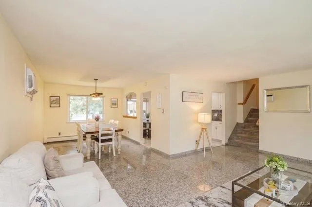 7 Ebb Court Commack, NY 11725