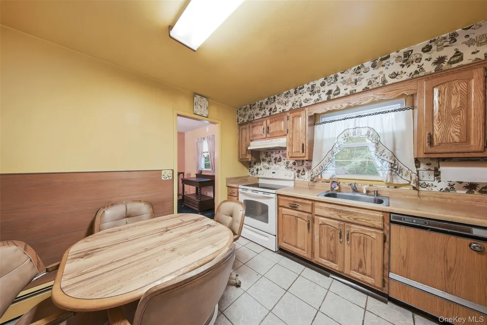 84 Railroad Avenue Hurleyville, NY 12747