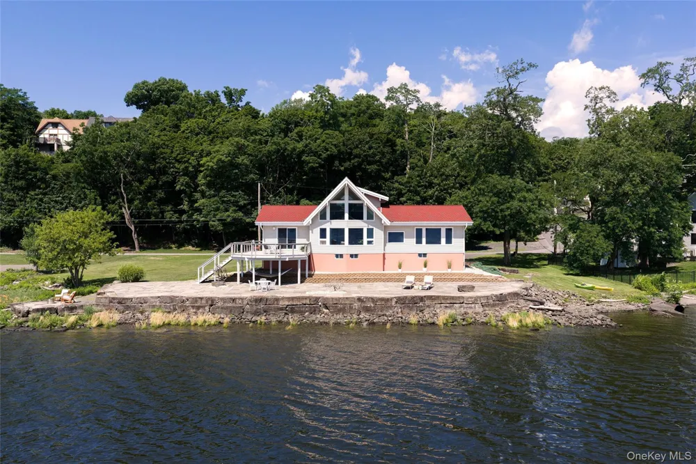 63 River Road Malden on Hudson, NY 12453