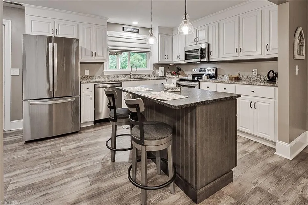 592 Morton Avenue Asheboro, NC 27205