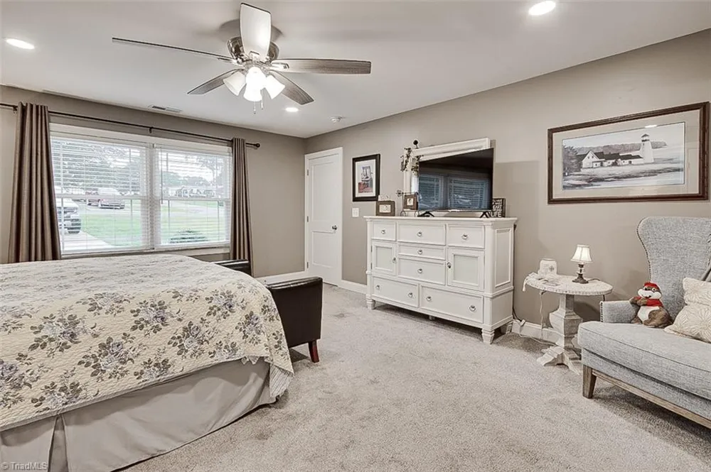 592 Morton Avenue Asheboro, NC 27205
