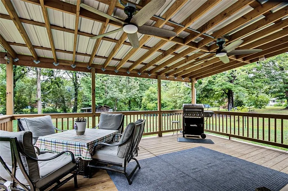 592 Morton Avenue Asheboro, NC 27205
