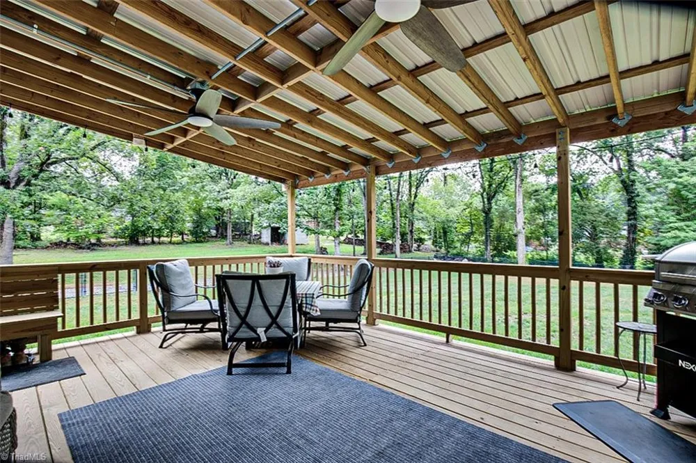 592 Morton Avenue Asheboro, NC 27205