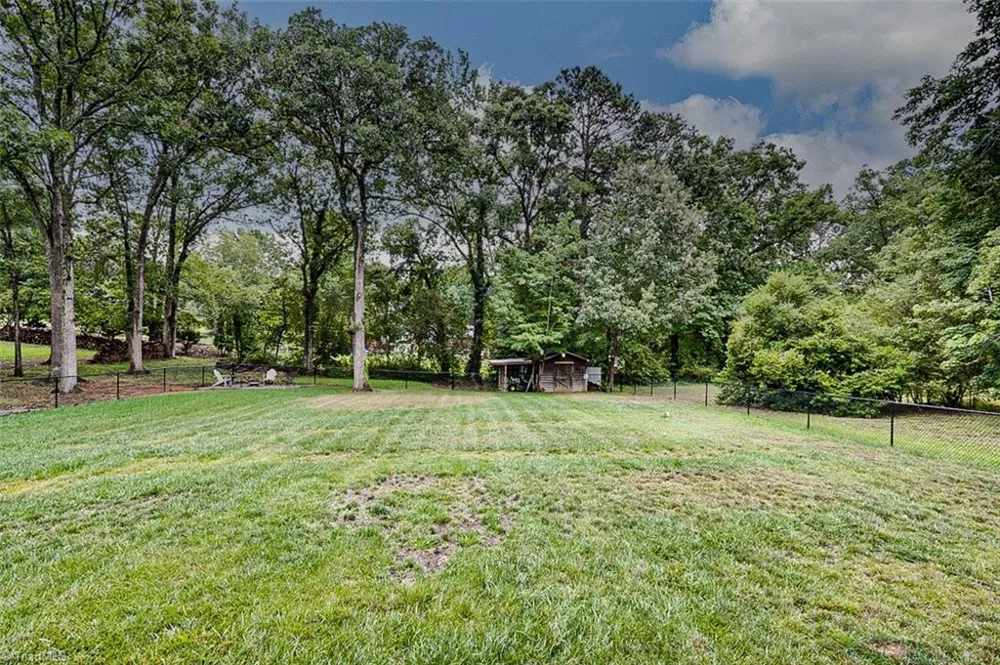 592 Morton Avenue Asheboro, NC 27205
