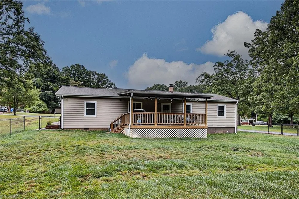 592 Morton Avenue Asheboro, NC 27205