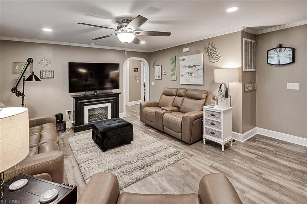 592 Morton Avenue Asheboro, NC 27205