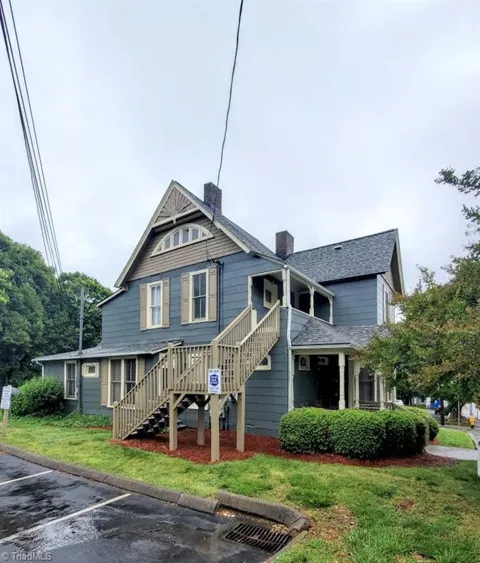 412 W First Street