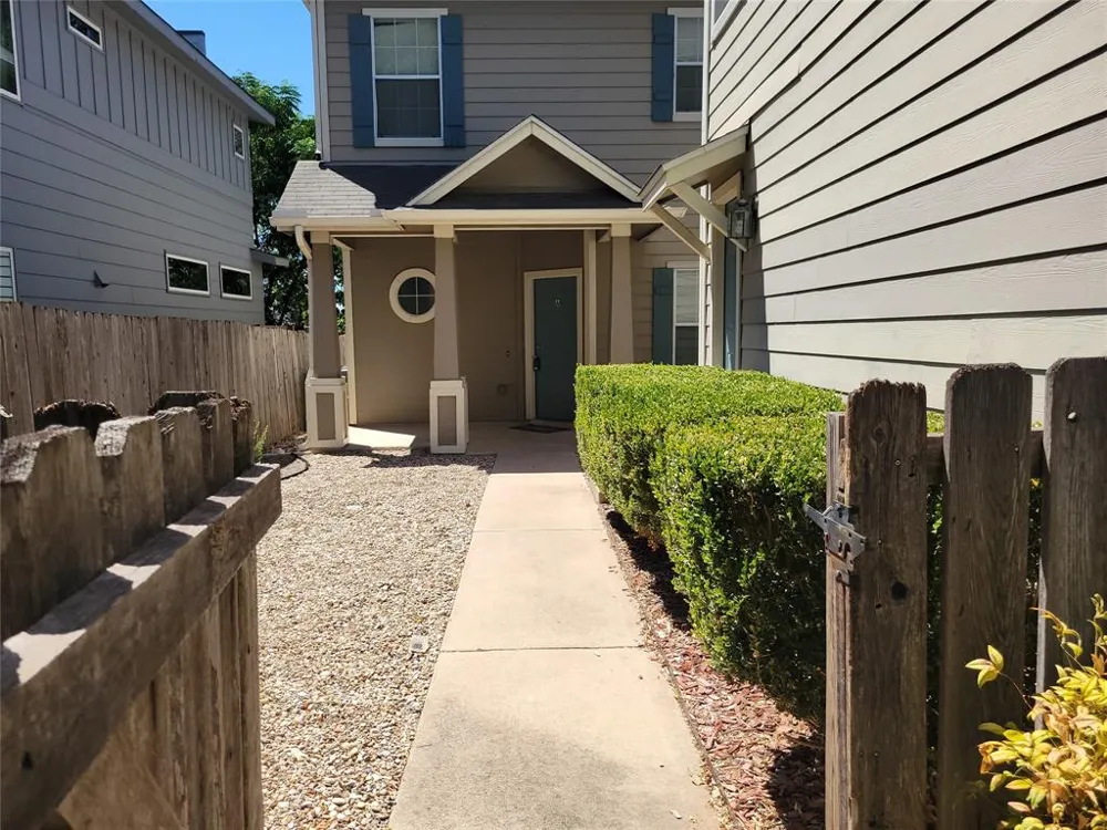 1176 Bedford Street #A Austin, TX 78702