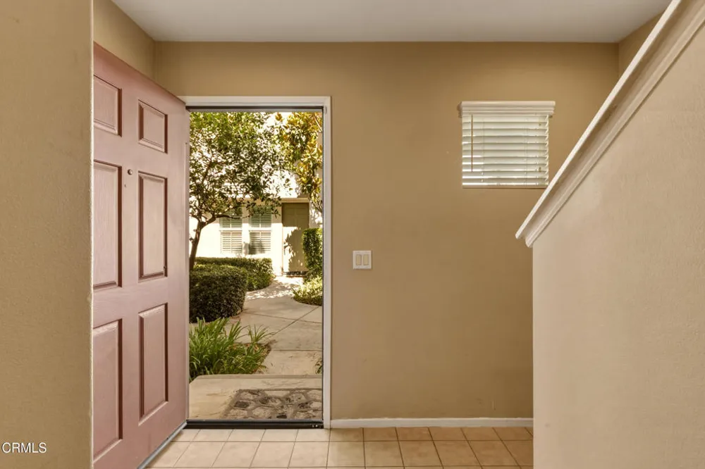 6250 Isidora Lane Eastvale, CA 91752