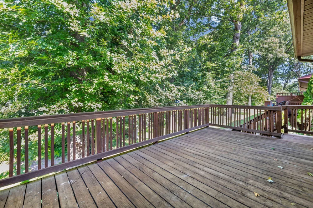 38116 Hixford Place Westland, MI 48185