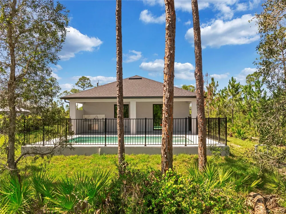 27412 LAS LOMAS DRIVE Punta Gorda, FL 33955