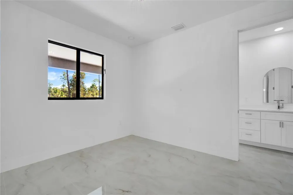 27412 LAS LOMAS DRIVE Punta Gorda, FL 33955