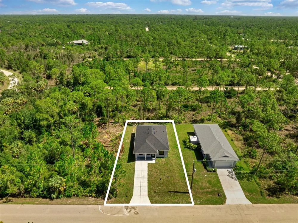 27412 LAS LOMAS DRIVE Punta Gorda, FL 33955