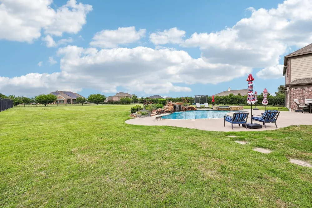 7305 Meadow Glen Drive Parker, TX 75002
