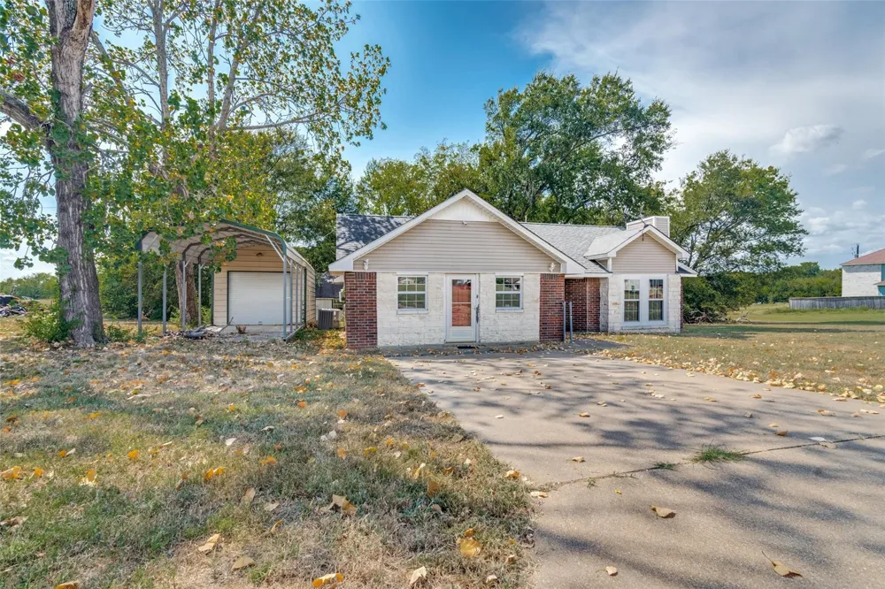 320 Egret Circle East Tawakoni, TX 75472