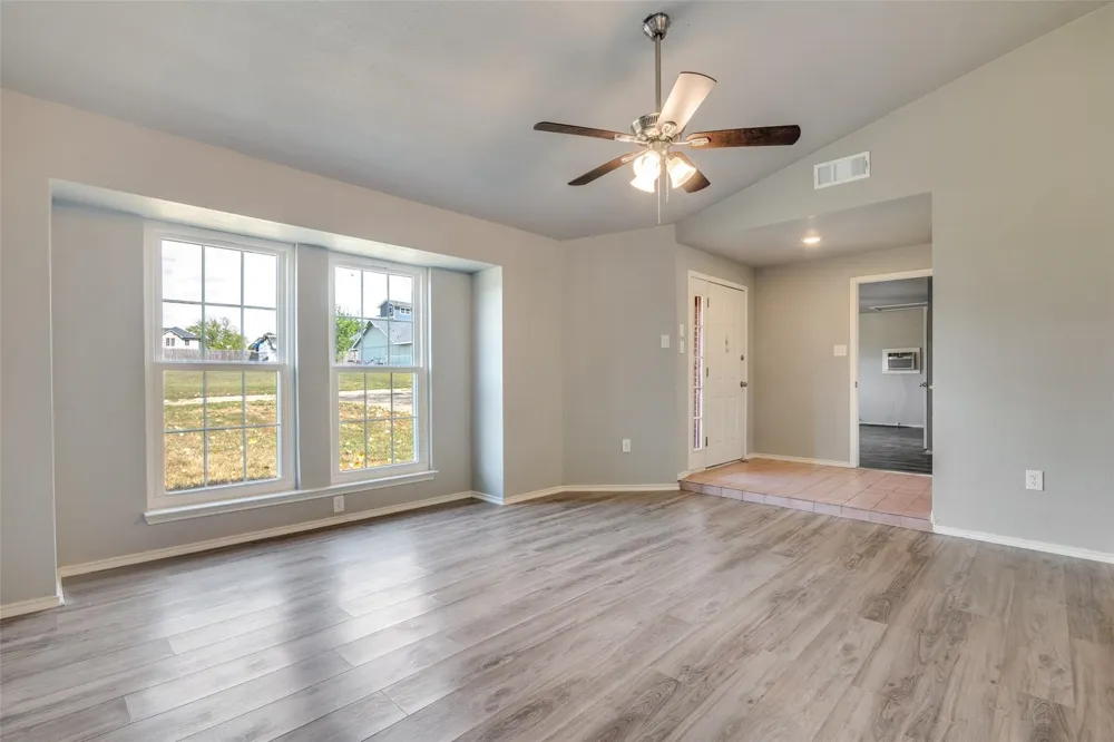 320 Egret Circle East Tawakoni, TX 75472