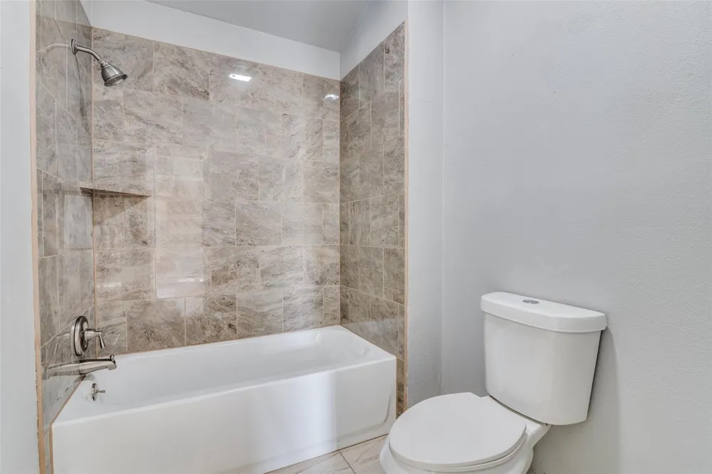 320 Egret Circle East Tawakoni, TX 75472