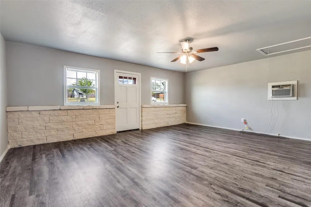 320 Egret Circle East Tawakoni, TX 75472