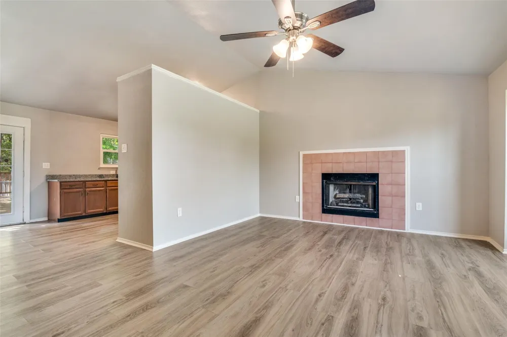 320 Egret Circle East Tawakoni, TX 75472
