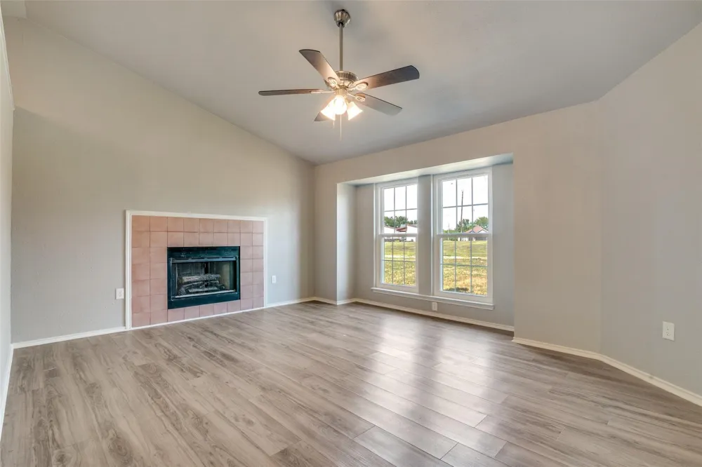 320 Egret Circle East Tawakoni, TX 75472