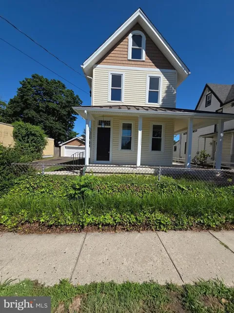 423 W BROAD STREET