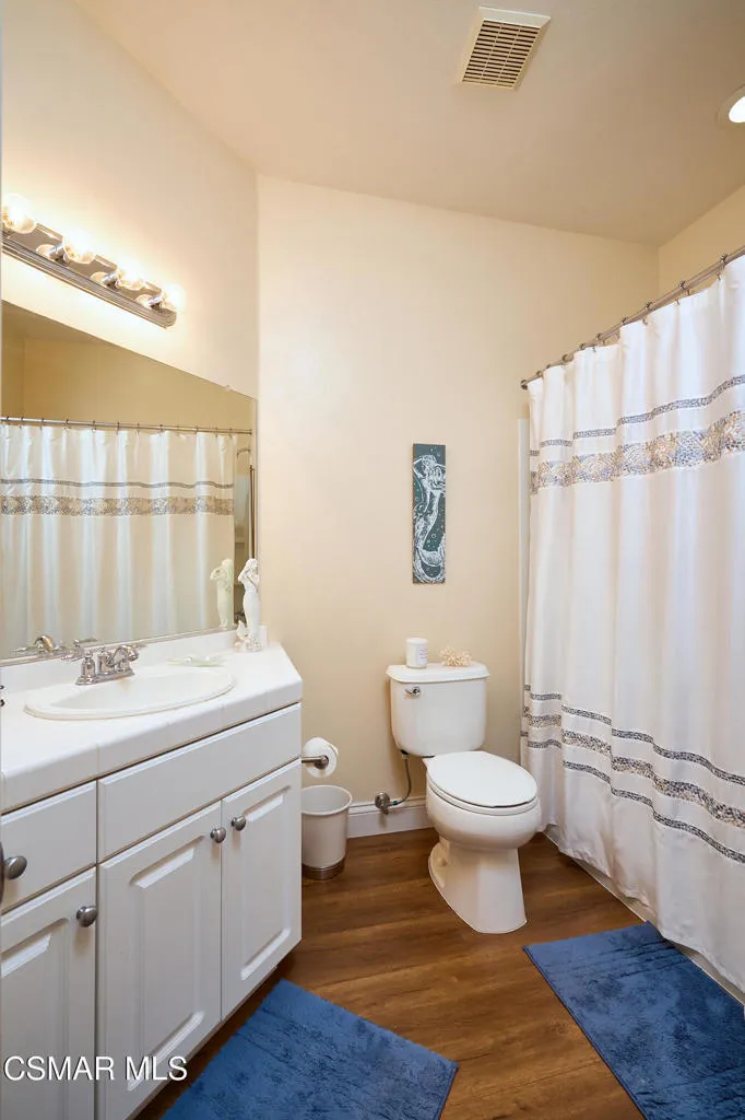 872 Fitzgerald Avenue Ventura, CA 93003