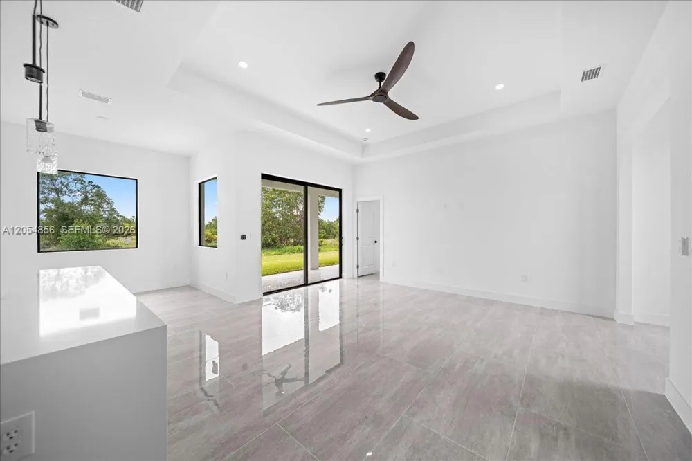 3371 Meadow Rd Lehigh Acres, FL 33974