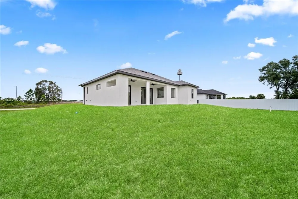 3371 Meadow Rd Lehigh Acres, FL 33974