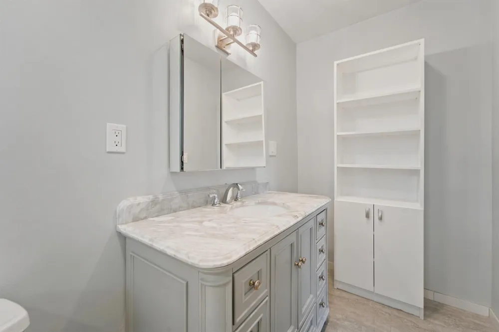 4 GREENWAY Village #203 Royal Palm Beach, FL 33411