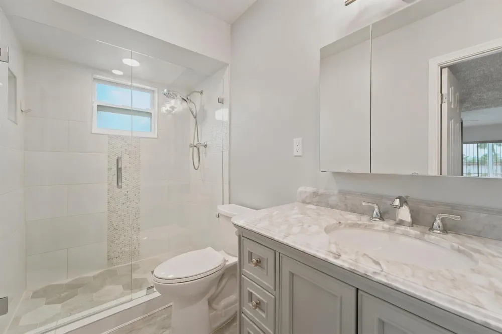 4 GREENWAY Village #203 Royal Palm Beach, FL 33411