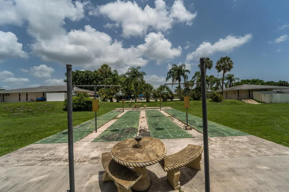 4 GREENWAY Village #203 Royal Palm Beach, FL 33411
