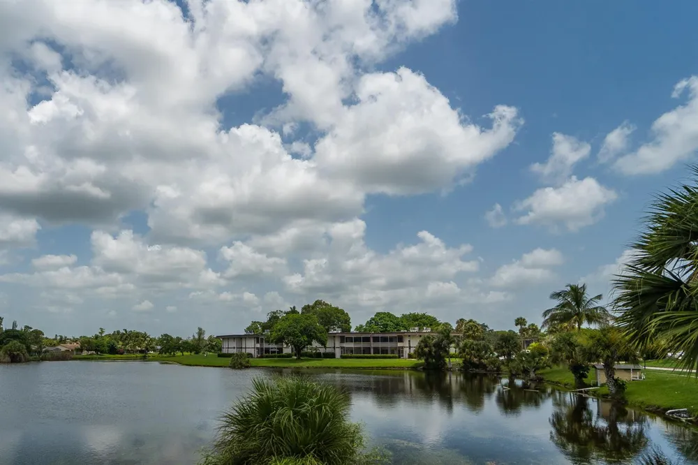 4 GREENWAY Village #203 Royal Palm Beach, FL 33411