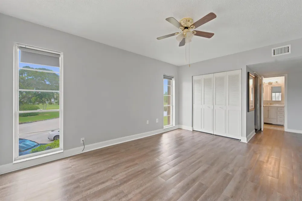 4 GREENWAY Village #203 Royal Palm Beach, FL 33411