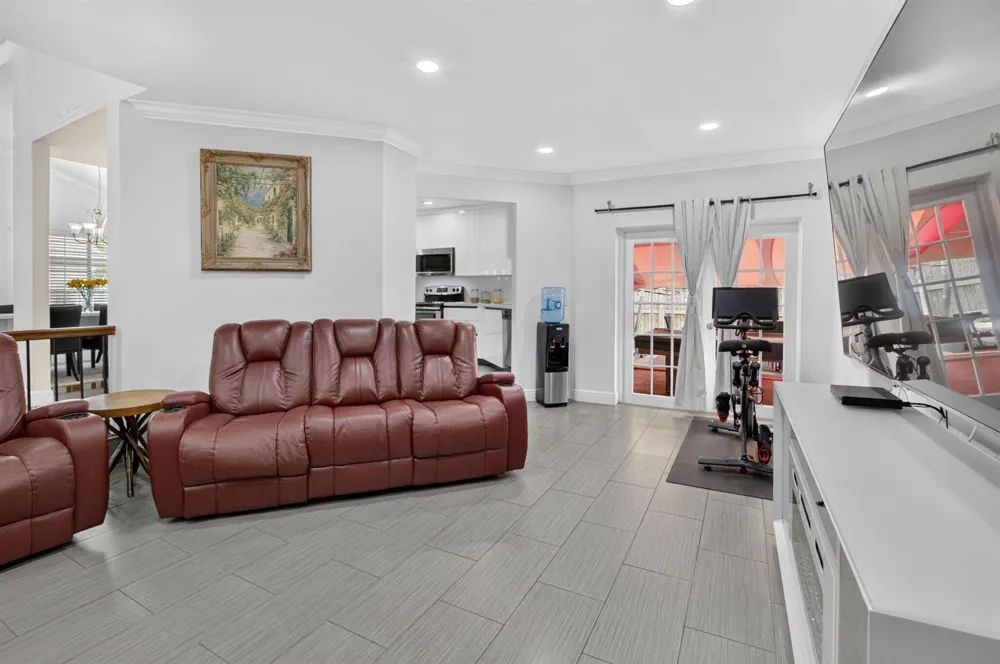 4517 PALM RIDGE BOULEVARD Delray Beach, FL 33445