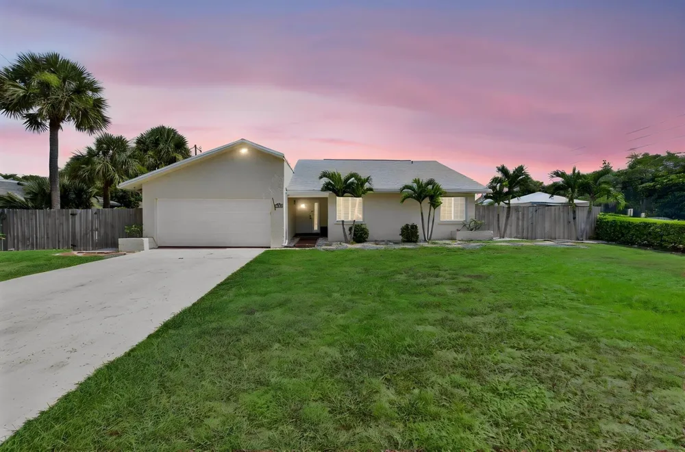 4517 PALM RIDGE BOULEVARD Delray Beach, FL 33445