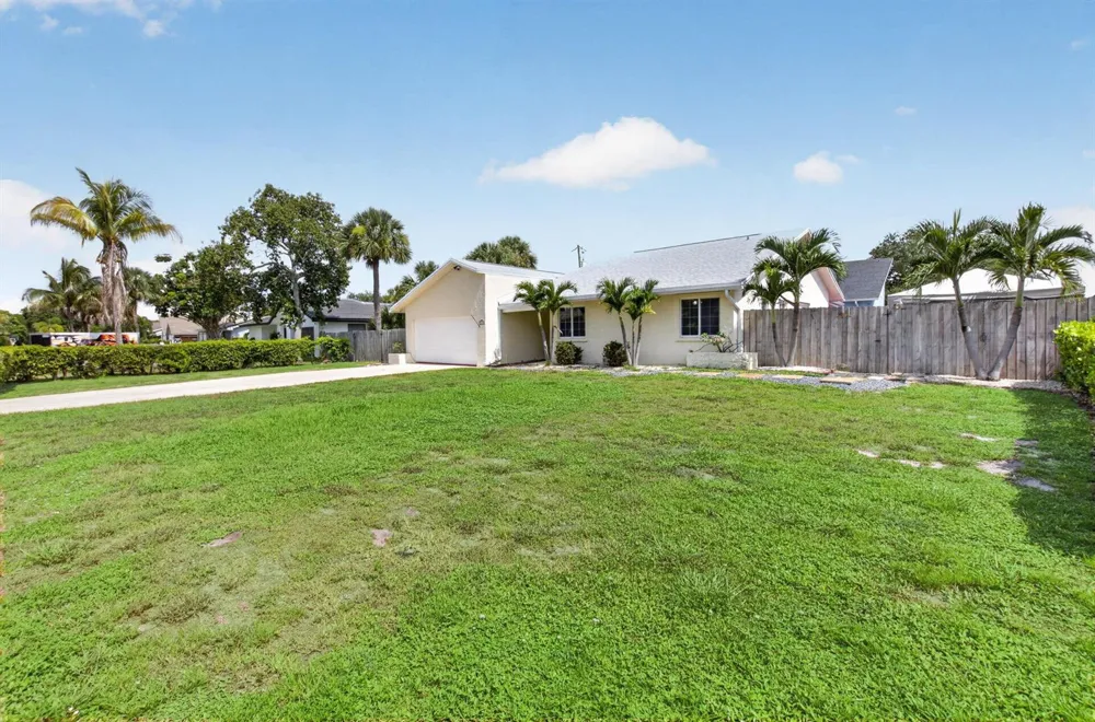 4517 PALM RIDGE BOULEVARD Delray Beach, FL 33445