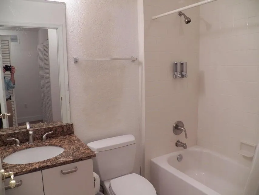 63 SE Palermo Court #101 Stuart, FL 34994