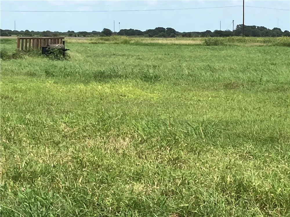 14899 County Road 908 Sinton, TX 78387